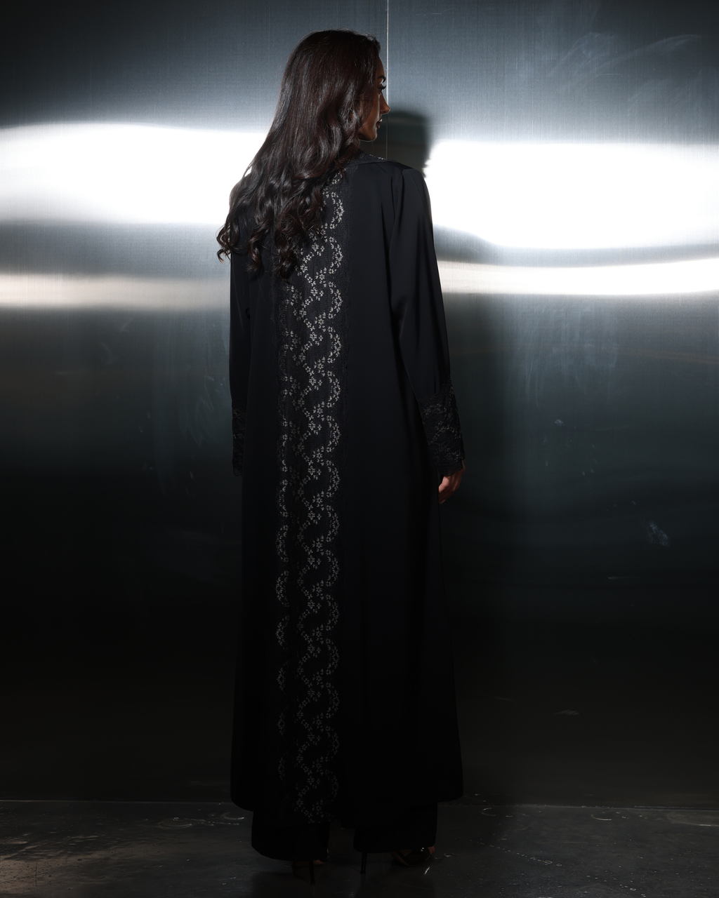 Sulaz waves lace