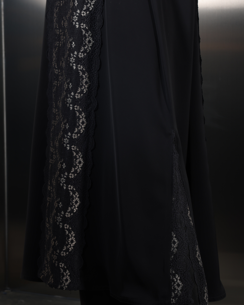 Sulaz waves lace